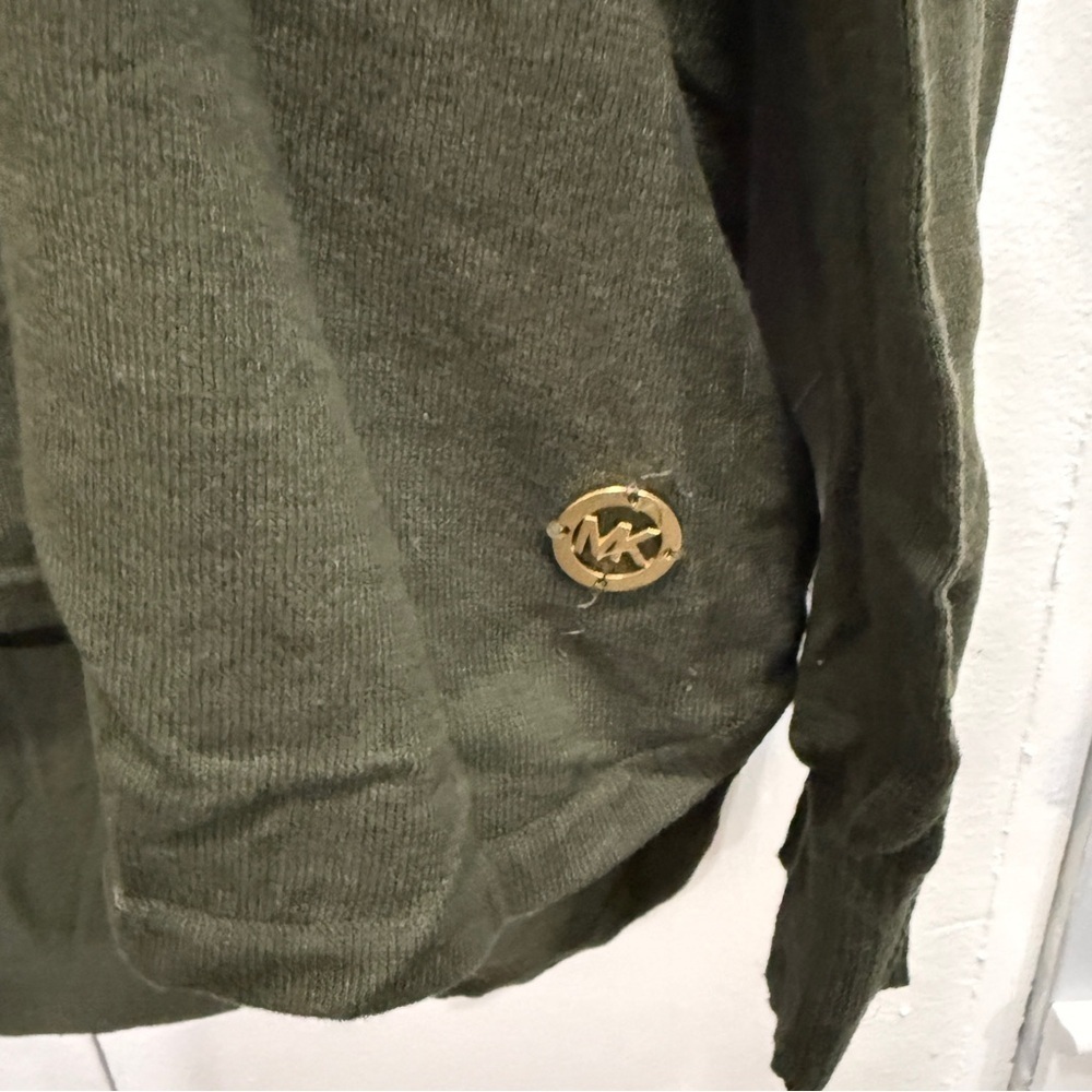 Michael Kors Green Off The Shoulder Sweater - Picture 3 of 8